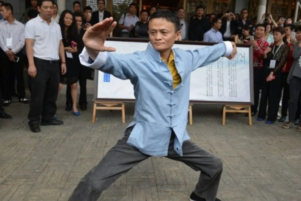 foto pebisnis terkemuka china jack ma